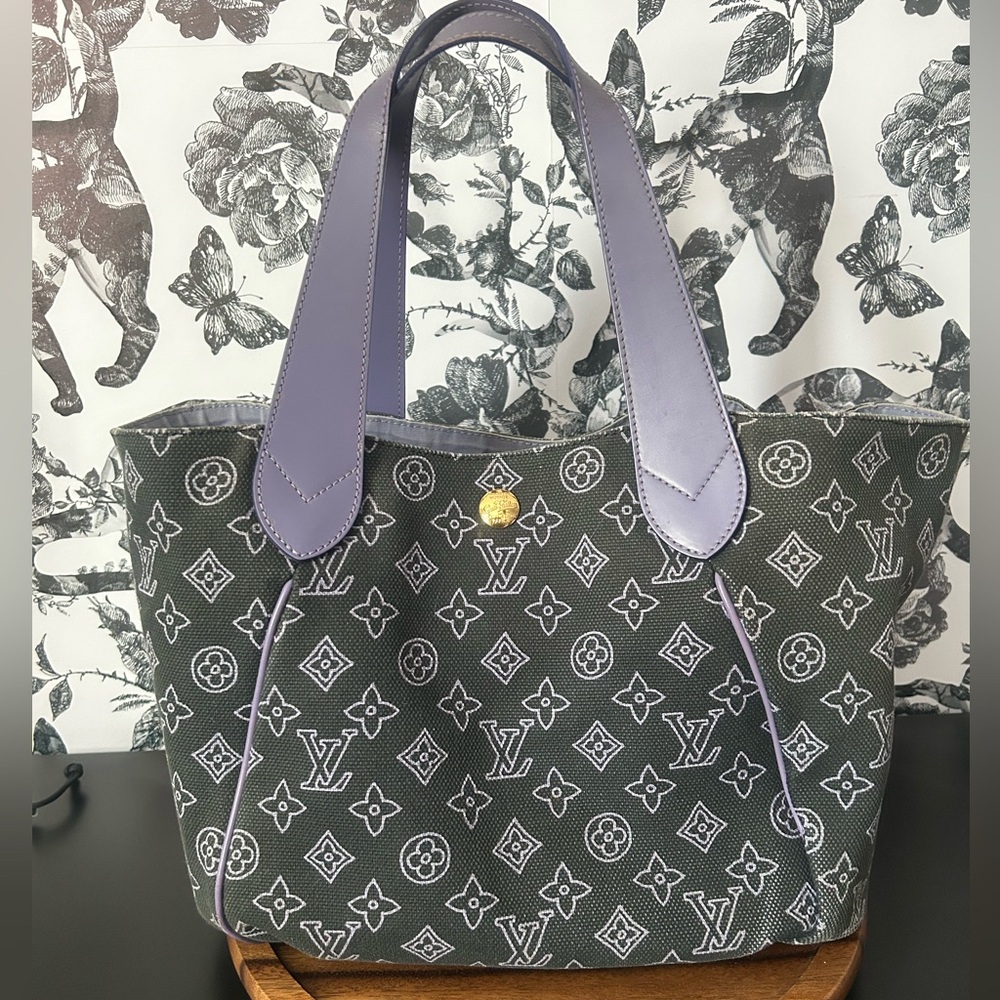 LOUIS VUITTON CABA IPANEMA BEACH TOTE GUC - Picture 4 of 17